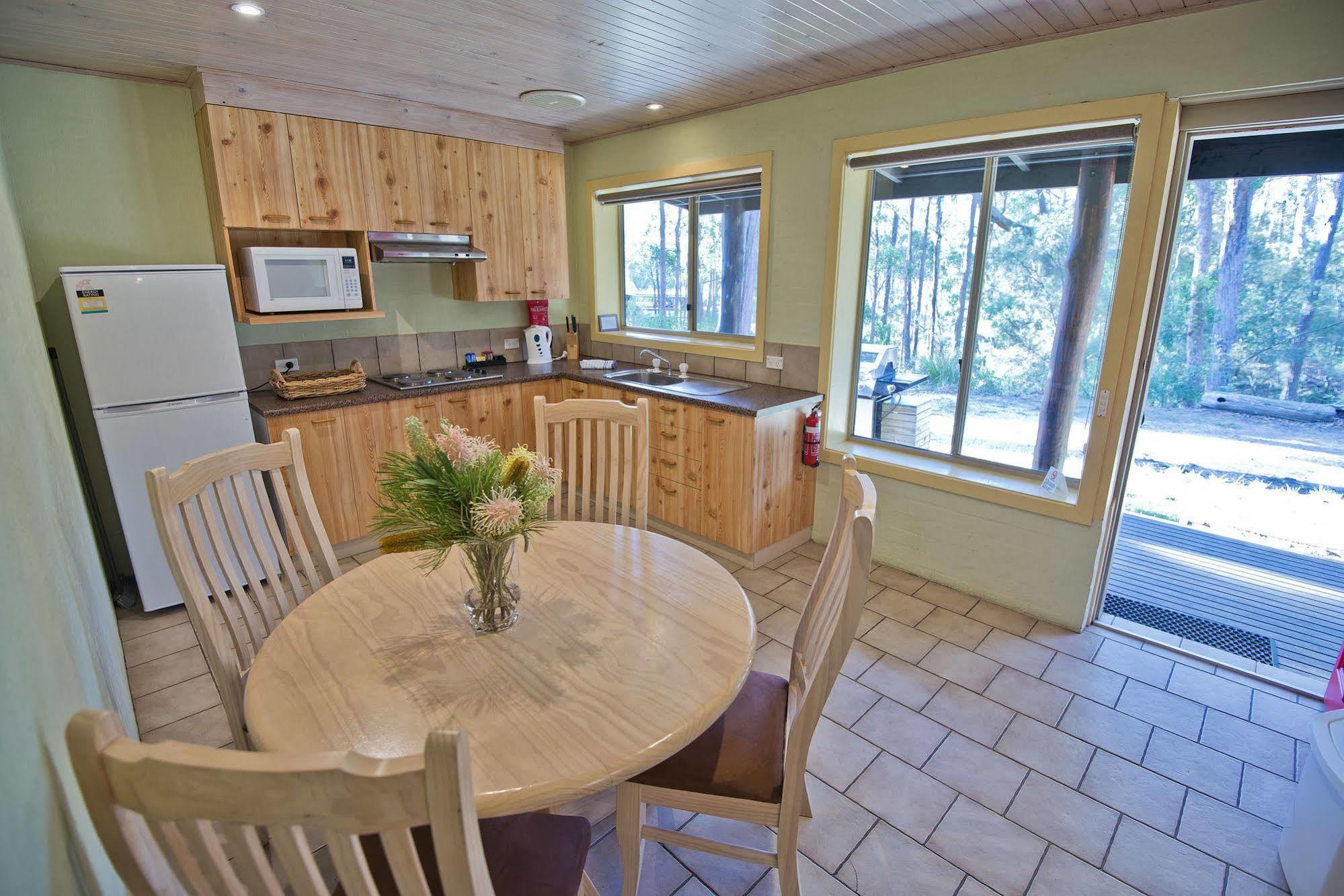 Kianinny Bush Cottages Tathra Extérieur photo
